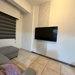 Apartamento Adonis - *